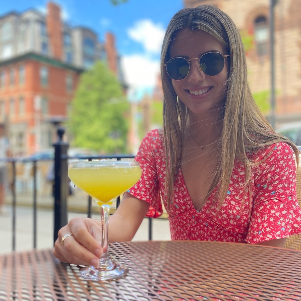 Meet your Posher, Emily